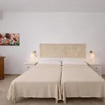 Residenza Abbaechelu T6 2 Bedroom Sleeps 6 Unit 1 *
